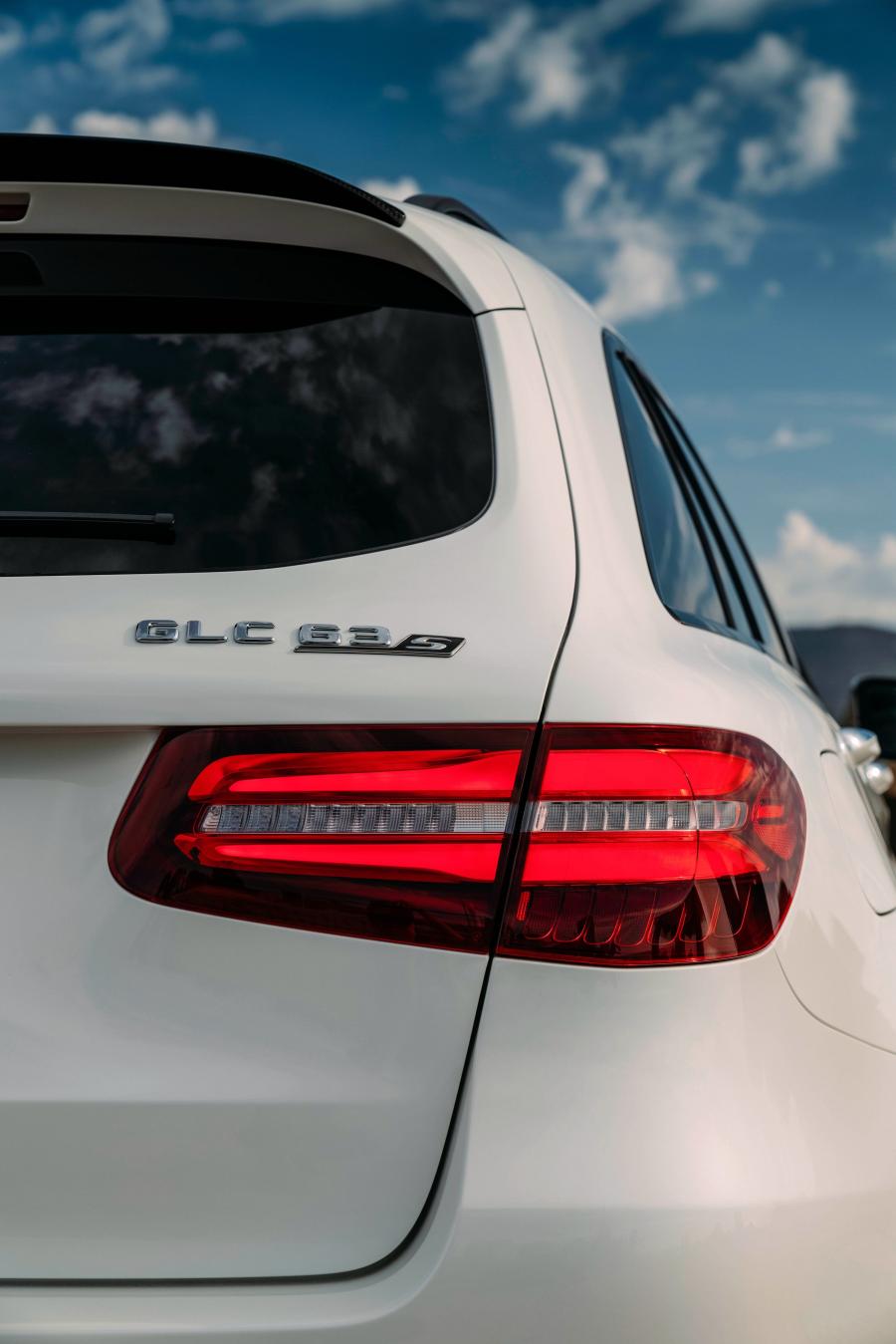 Детали экстерьера Mercedes-AMG GLC63 S 4Matic+ (X253) 2018 года  (AU) (фото 22 из 40)